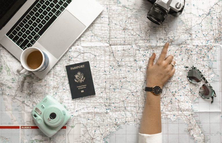 How to be Productive While Traveling in 5 Steps